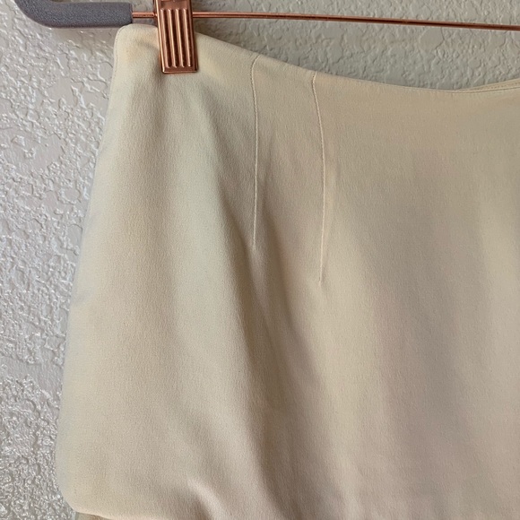 Vintage Ellen Tracy Yellow Silk Skirt - Picture 4 of 7